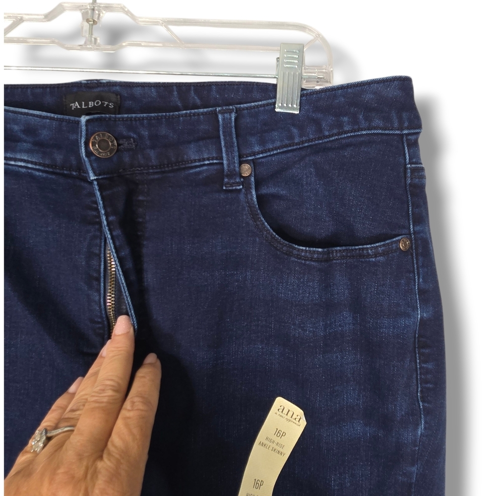 Talbot's Straight Leg High Rise Jean Womens sz 16W Dark Blue Wash Stretch Denim - Picture 15 of 16